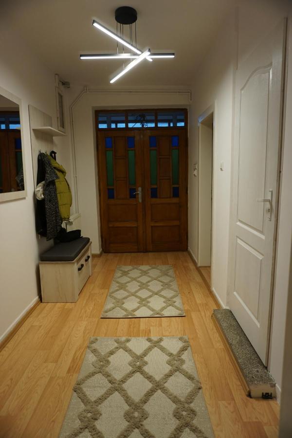 Xili'S Home Sweet Home Brasov Exterior photo